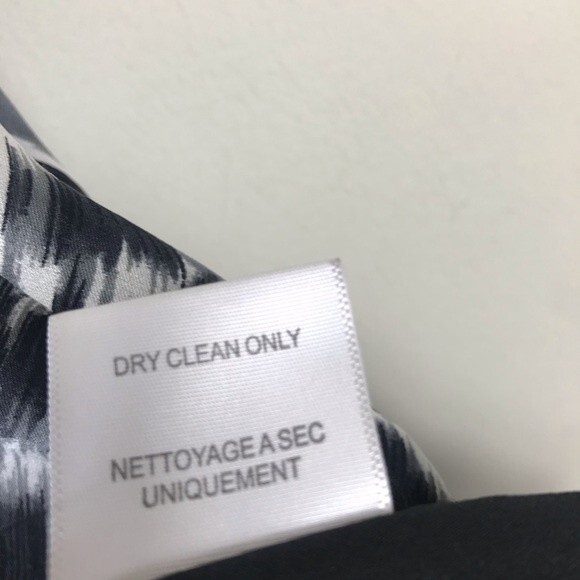 Joie Silk Dress XS Animal Print Fit & Flare Y2K Skater Keyhole Mini Sexy - Picture 15 of 16